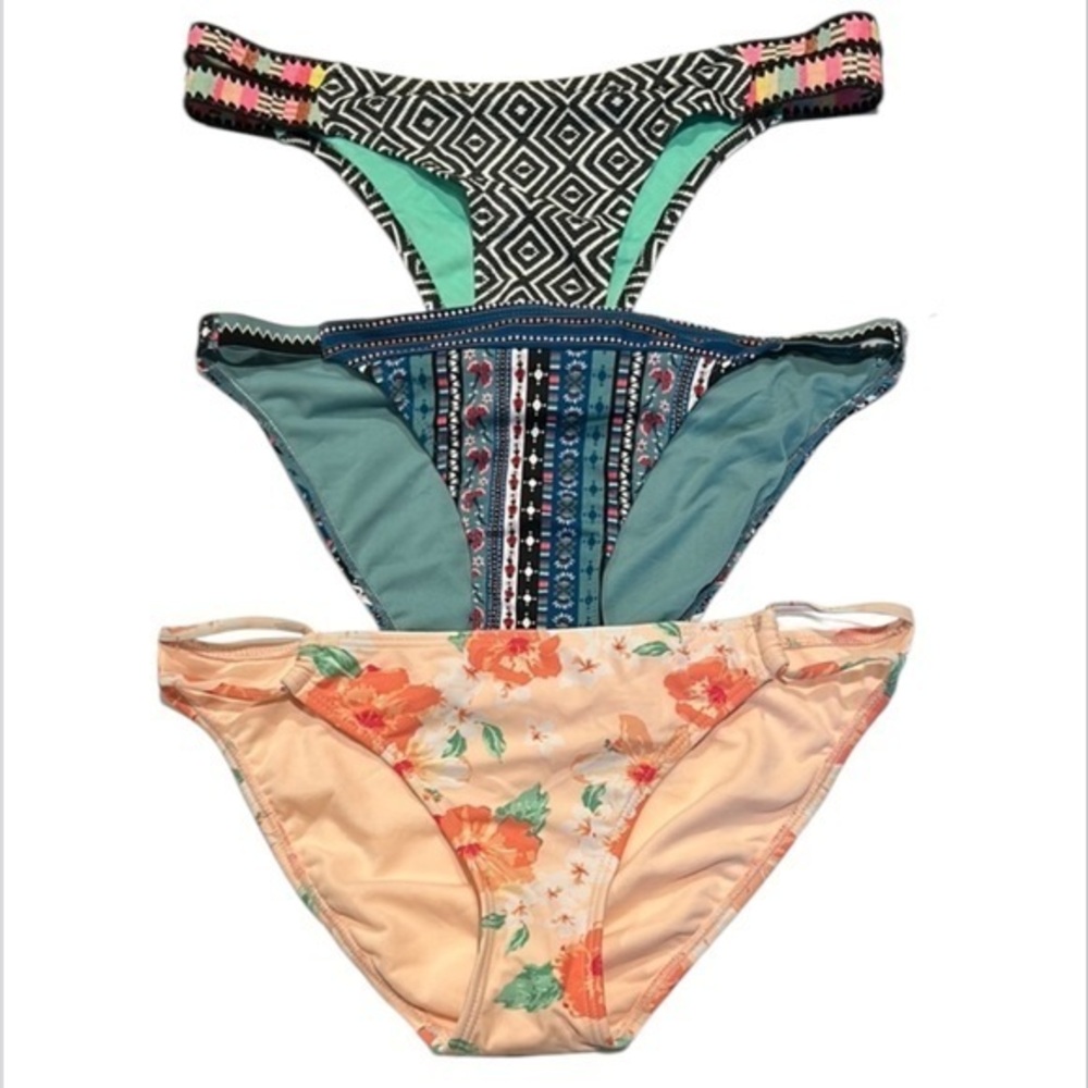 Bikini Swim bottoms bundle of 3 size Large NWOT